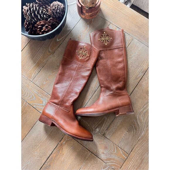 Tory Burch Kiernan 35MM Tumbled Leather Riding  Boots Almond Size 7 - Picture 1 of 12